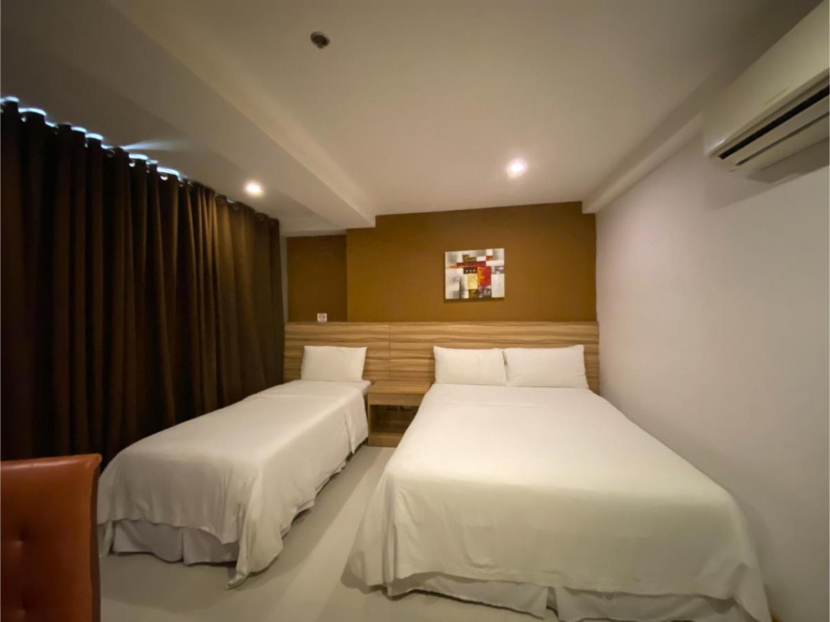 Capital O 820 Guijo Suites Makati マニラ市 エクステリア 写真